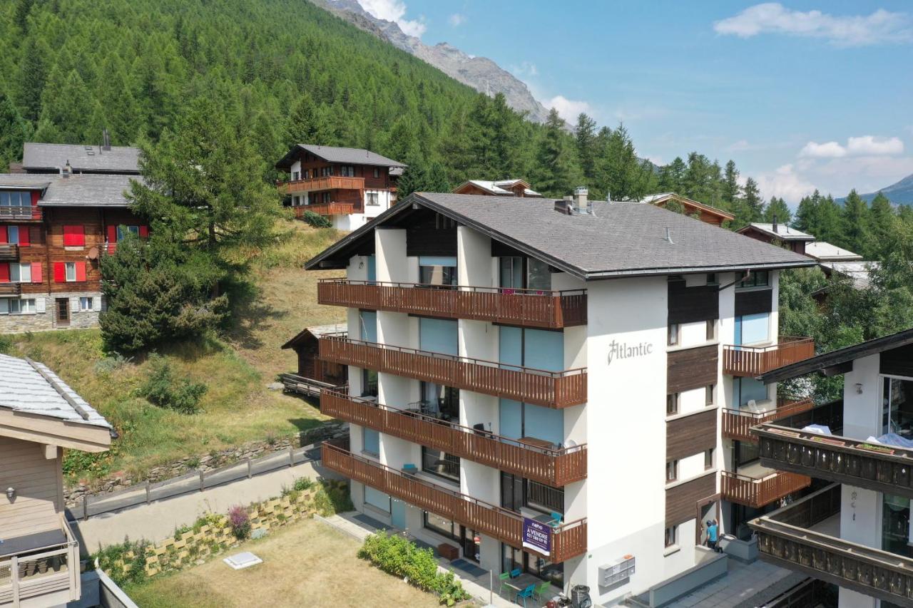 Kuscheliges Nest Fuer Zwei: Guenstiges Studio In Den Schweizer Alpen Saas Fee Exteriér fotografie